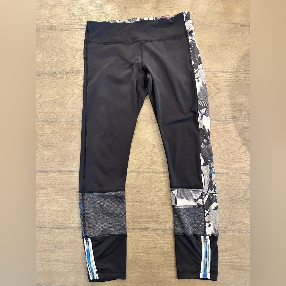 Lululemon leggings, size 10